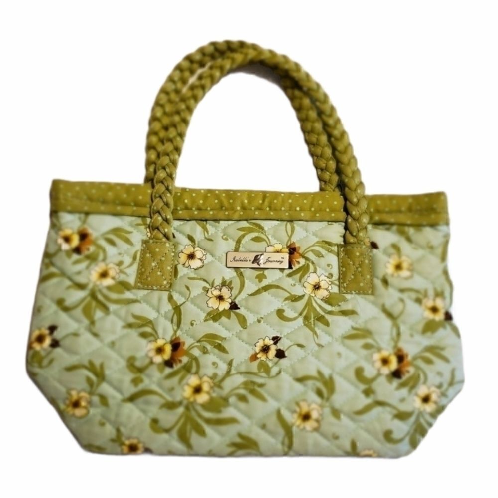 ISABELLA'S JOURNEY FLORAL QUILTED SHOULDER BAG